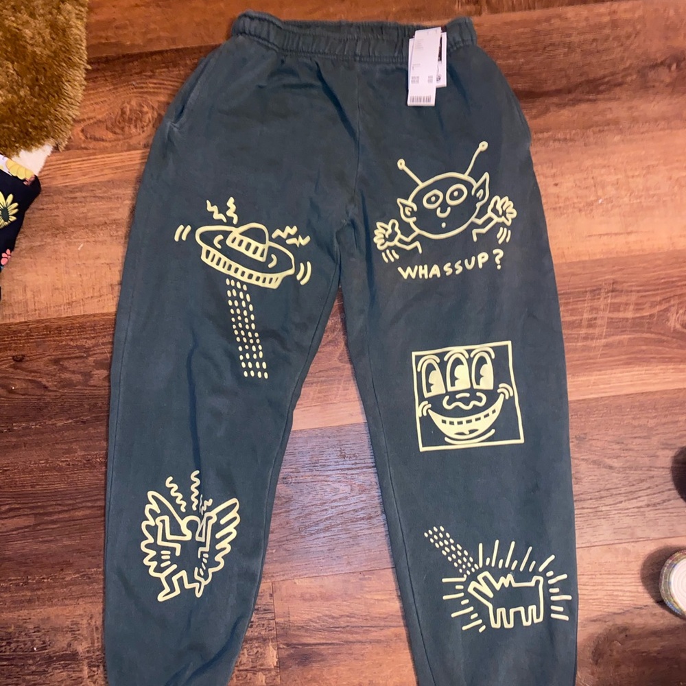 Keith Haring Alien Abduction Sweatpants Joggers NWT SMALL